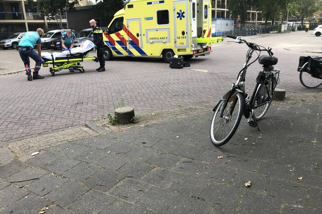 Fietser gewond na aanrijding met auto