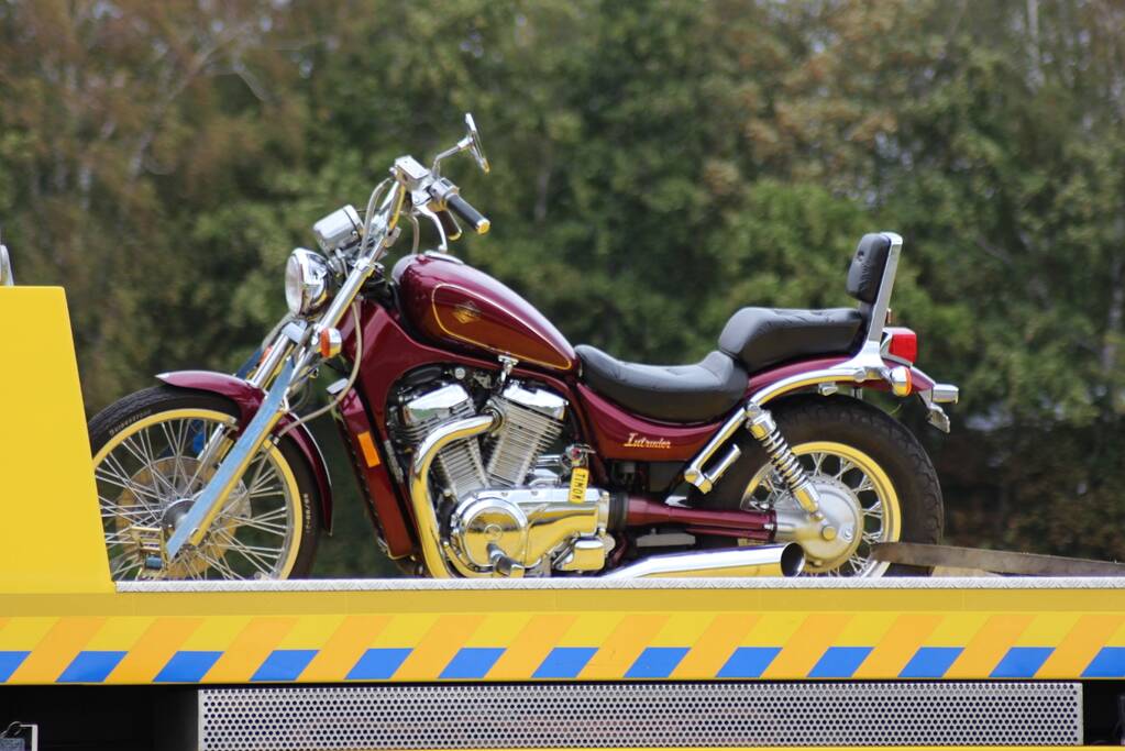 Motorrijder gewond bij aanrijding