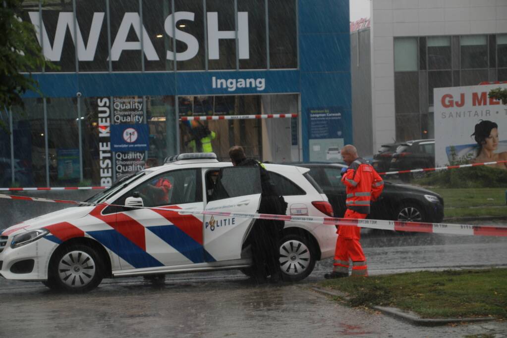 Persoon gewond bij schietincident op industrieterrein Poldervlak