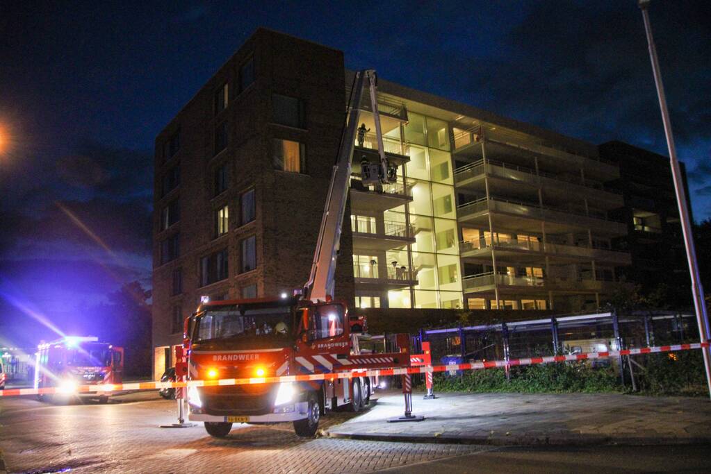 Appartementencomplex vol rook na grote brand