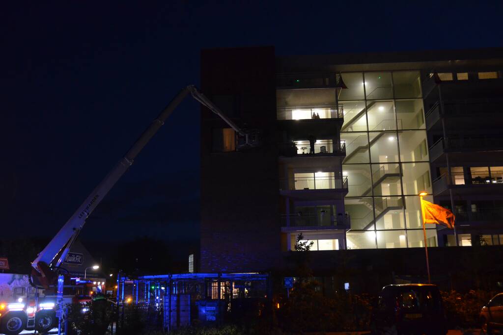 Appartementencomplex vol rook na grote brand