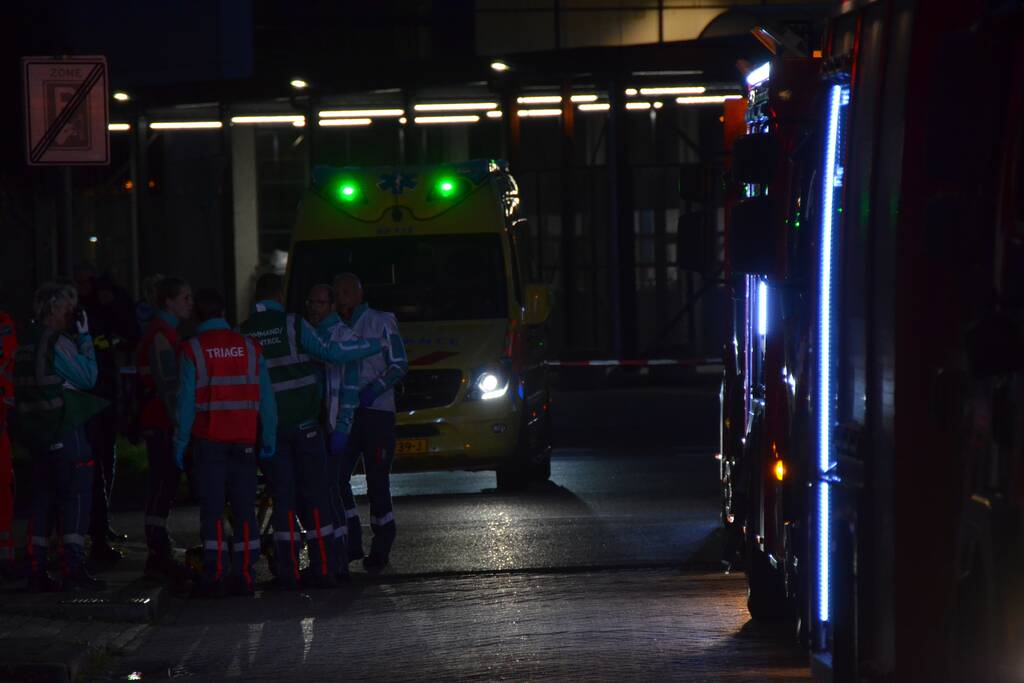 Appartementencomplex vol rook na grote brand