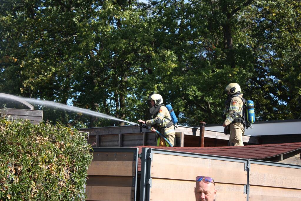 Uitslaande schuurbrand in Soesterkwartier