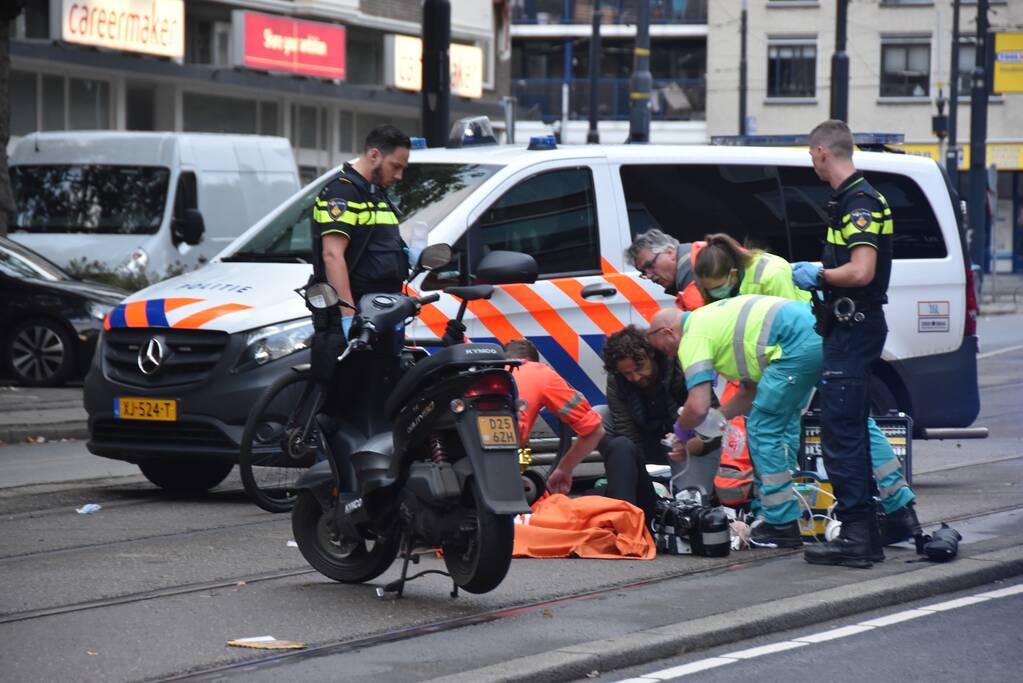 Scooterrijder zwaargewond na val