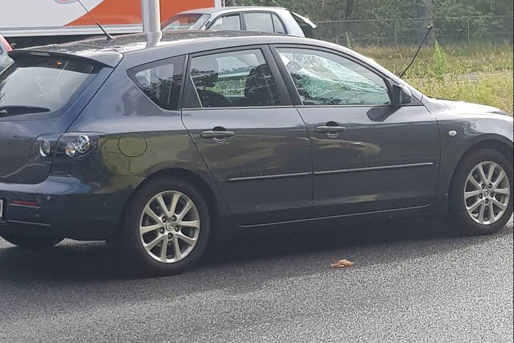 Fietsster zwaargewond bij aanrijding op kruising