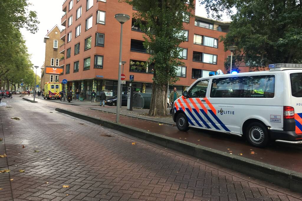 Scooterrijder gewond bij aanrijding met auto