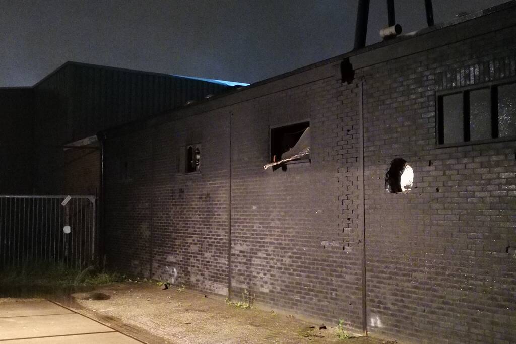Brand in leegstaande loods