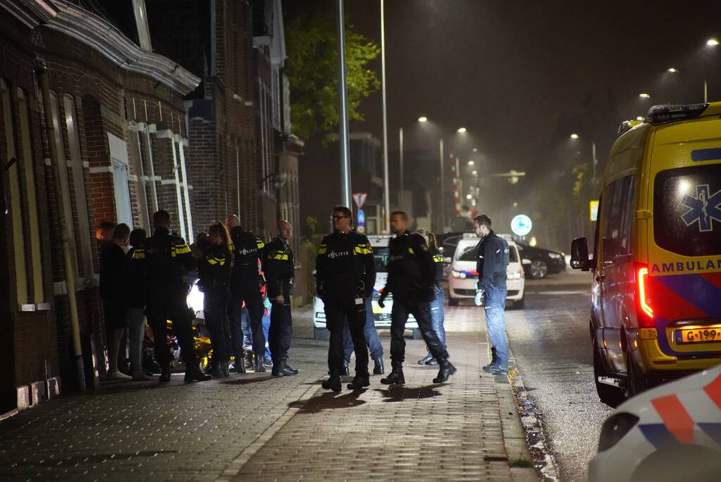 Eén gewonde bij schietpartij, politie doet onderzoek