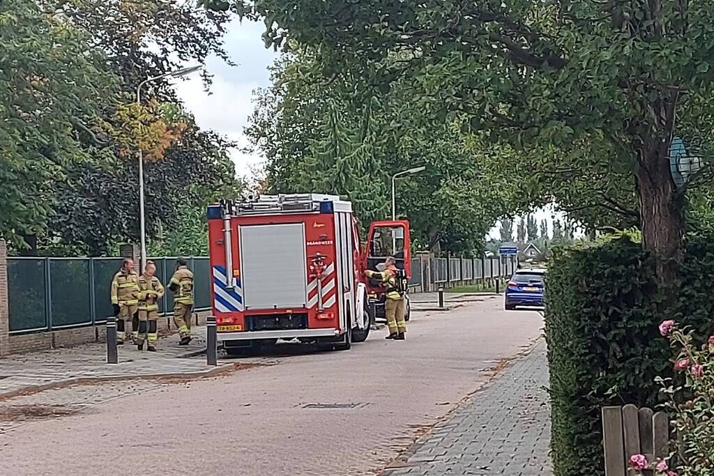 Brandweer doet onderzoek naar gaslucht