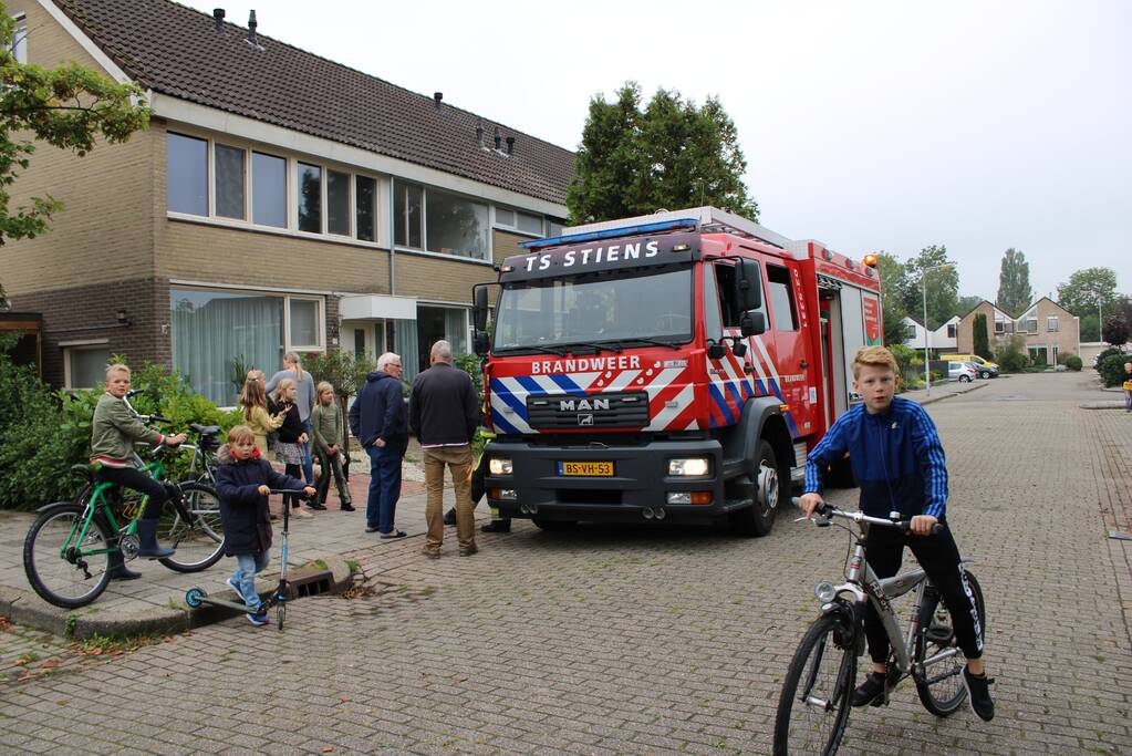 Schoorsteenbrand snel onder controle