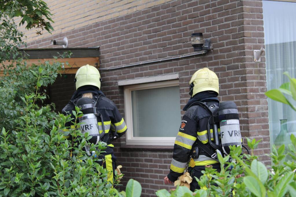 Schoorsteenbrand snel onder controle