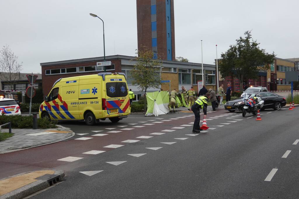 Scooterrijder ernstig gewond bij aanrijding met personenwagen
