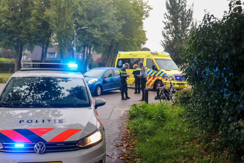 Fietsster aangereden door auto