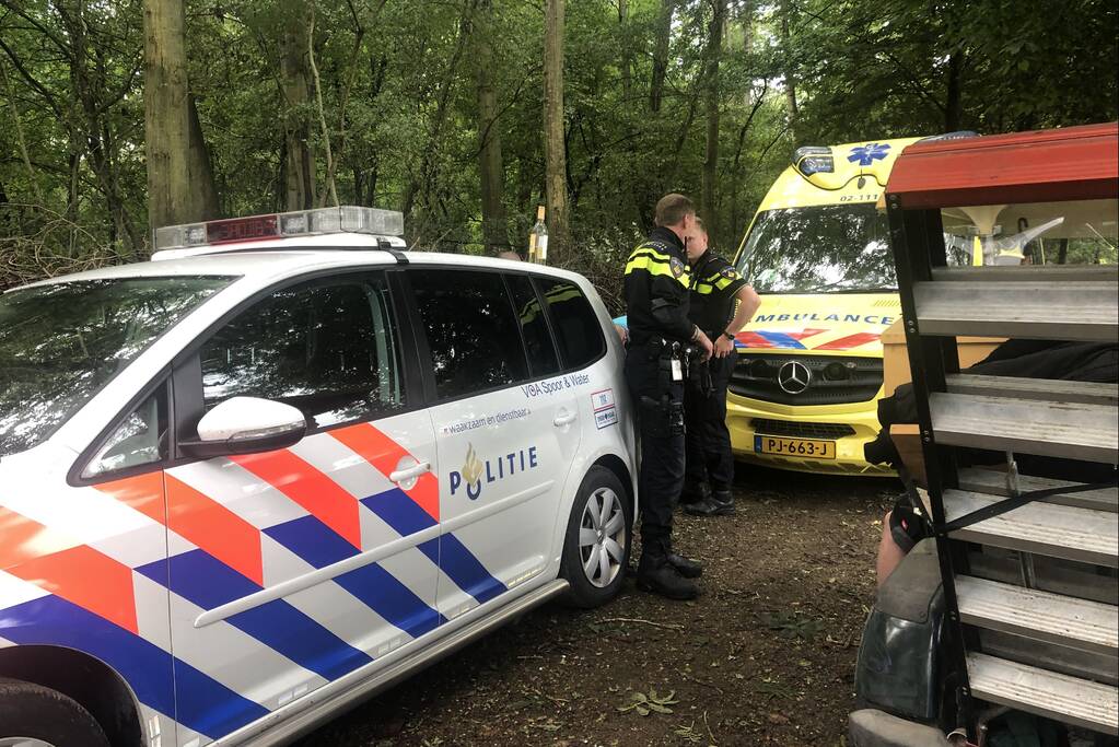 Auto te water geraakt