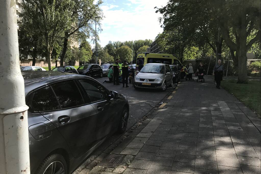 Scooterrijder gewond na koprol