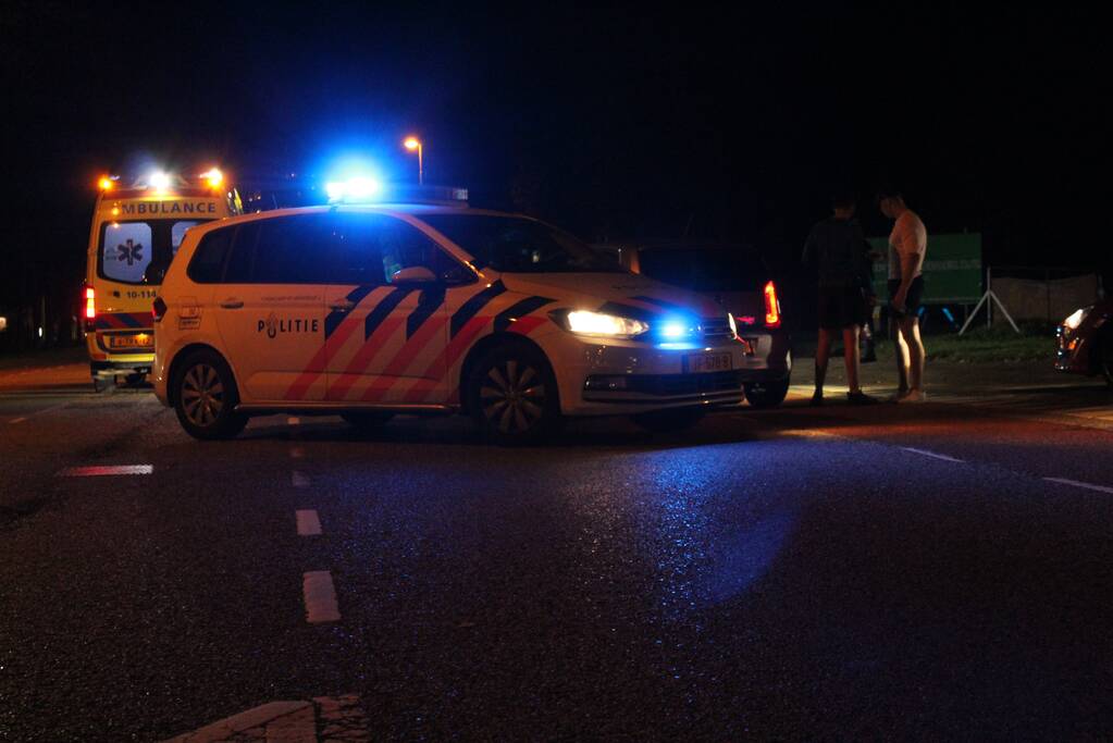 Fietser gewond na botsing met auto