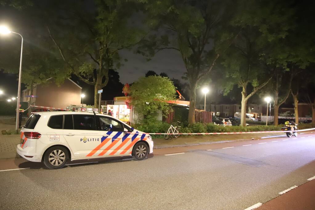 Politie zoekt met man en macht naar overvallers van snackbar