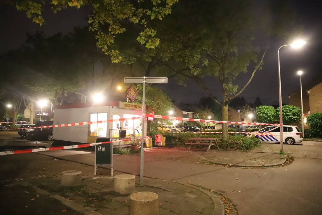 Politie zoekt met man en macht naar overvallers van snackbar