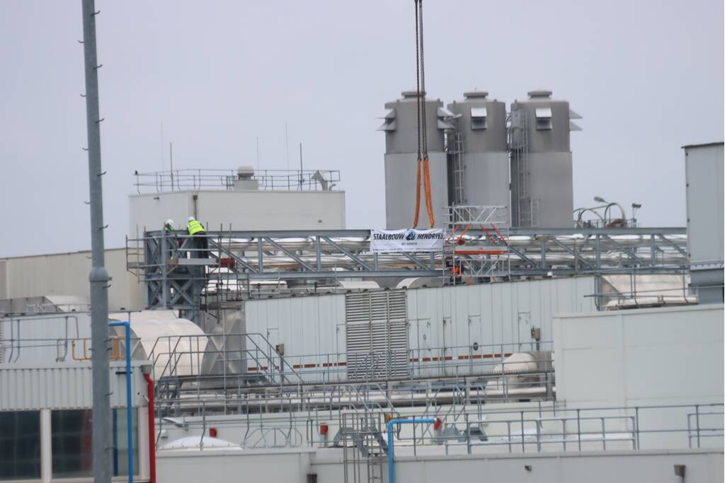Grote hijsklus bij Mars fabriek