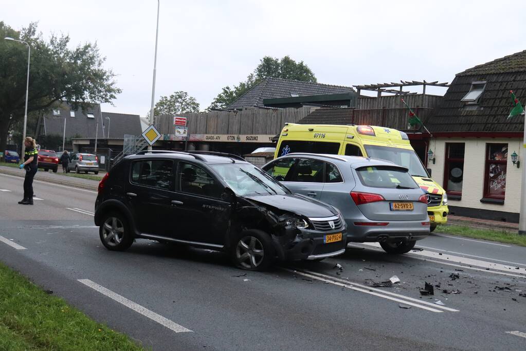Meerdere gewonden bij aanrijding