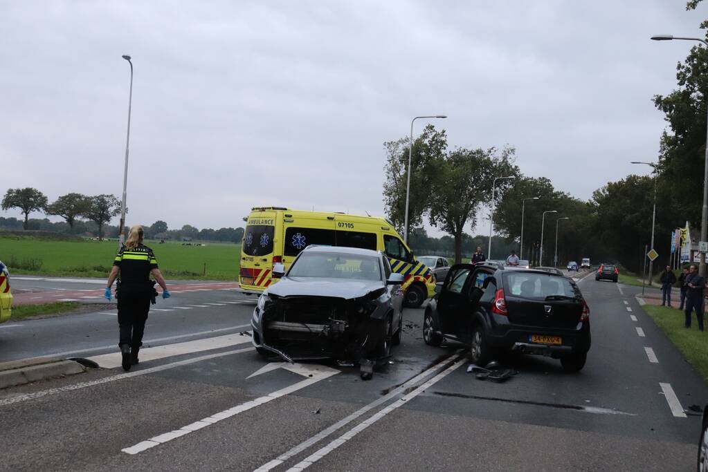Meerdere gewonden bij aanrijding