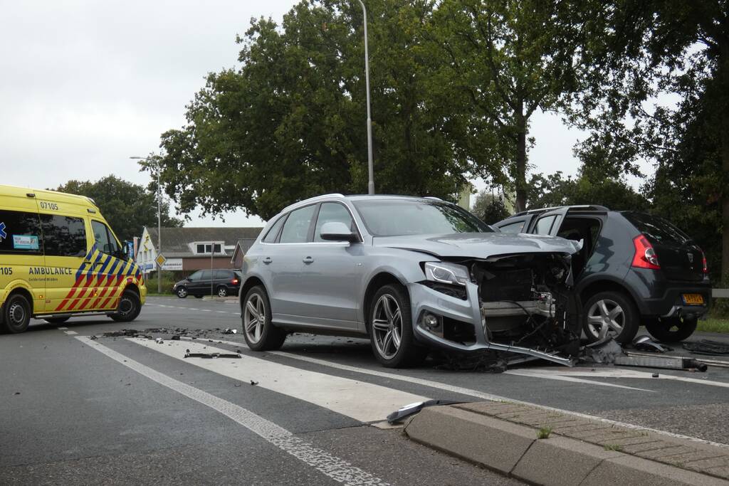 Meerdere gewonden bij aanrijding