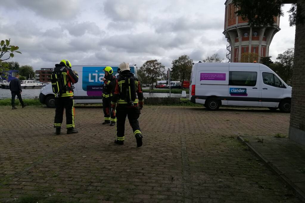 Monteurs blussen brand in elektriciteitshuis