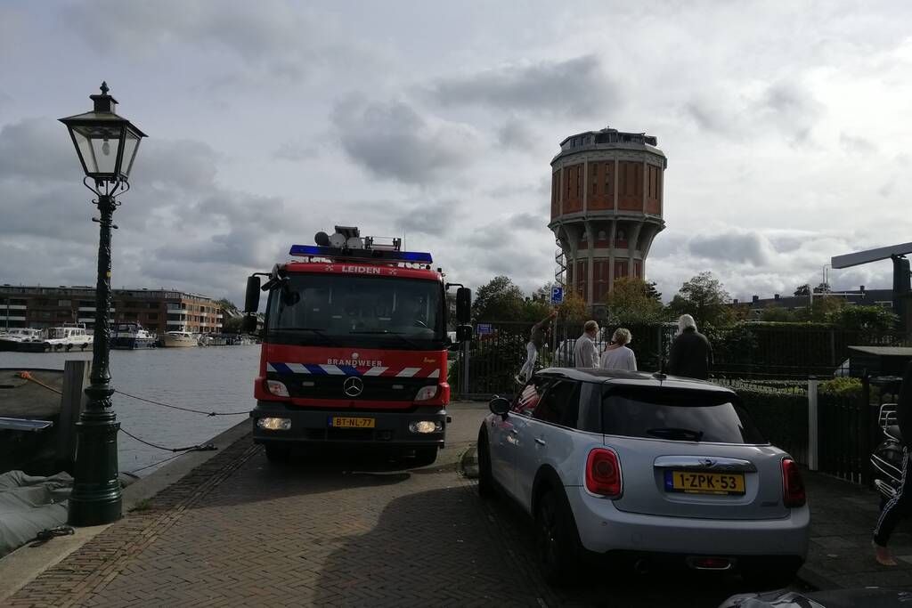 Monteurs blussen brand in elektriciteitshuis