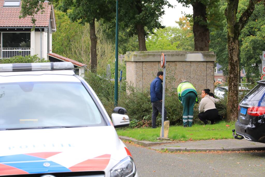 Politie ramt deur in en vindt overleden persoon