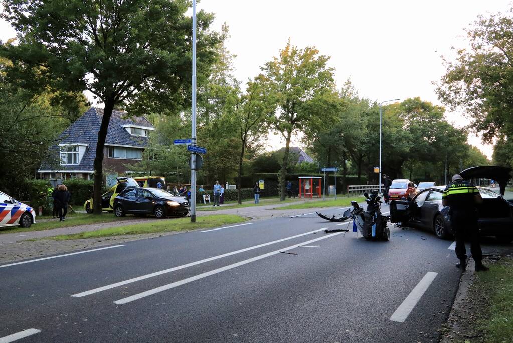 Tesla betrokken bij frontale aanrijding