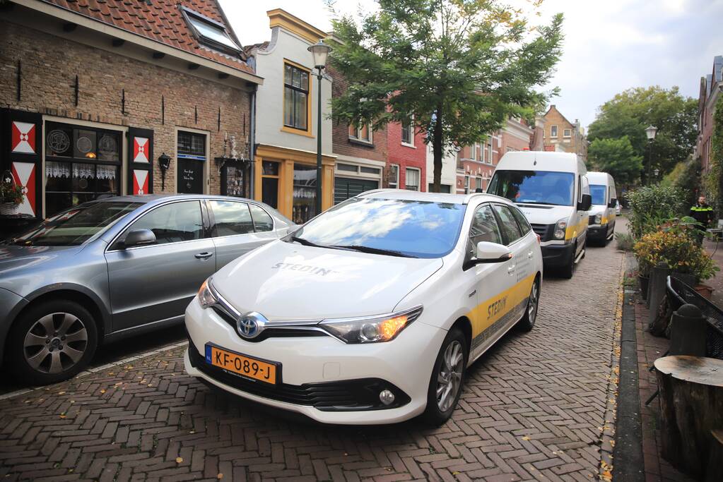 Klusser doorboort gasleiding in woning