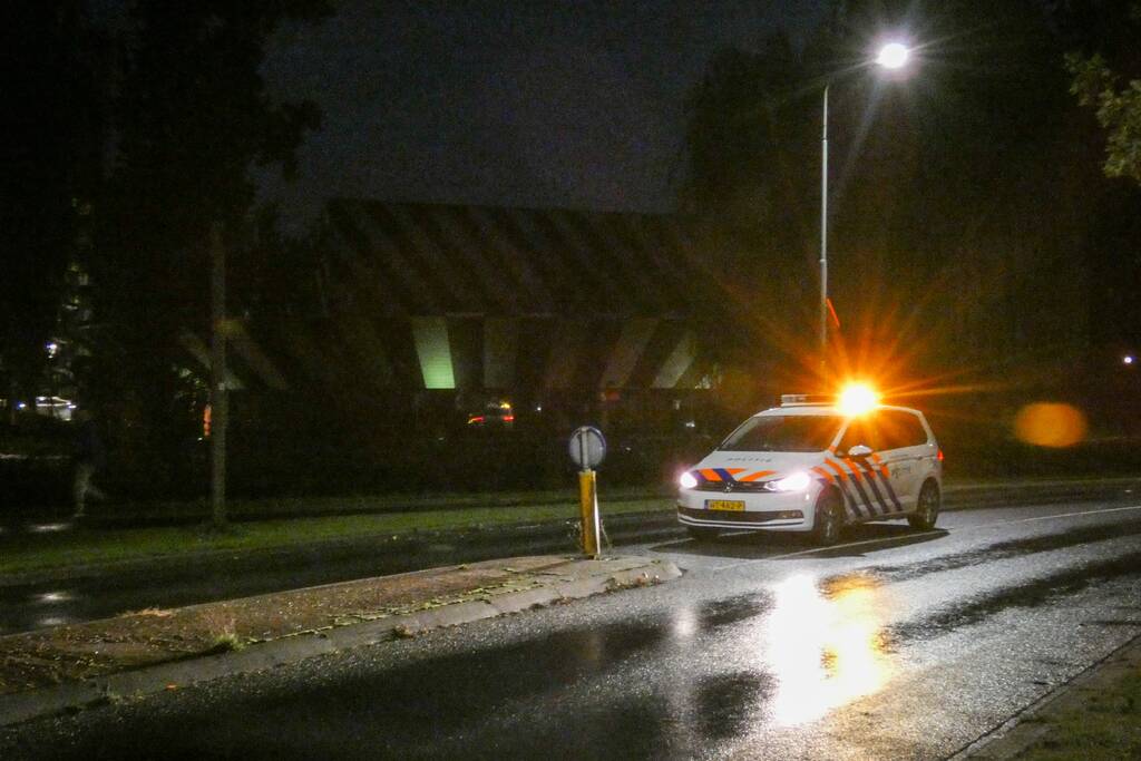 Aanrijding tussen een bestelbus en fietser