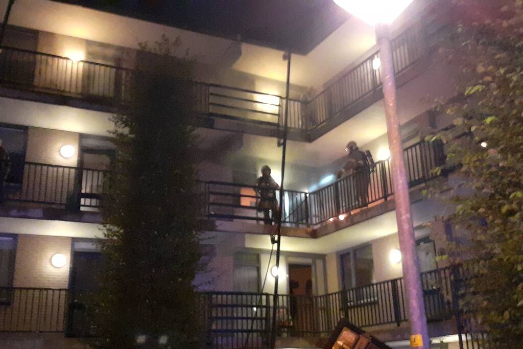 Brand door mogelijke kortsluiting in flat