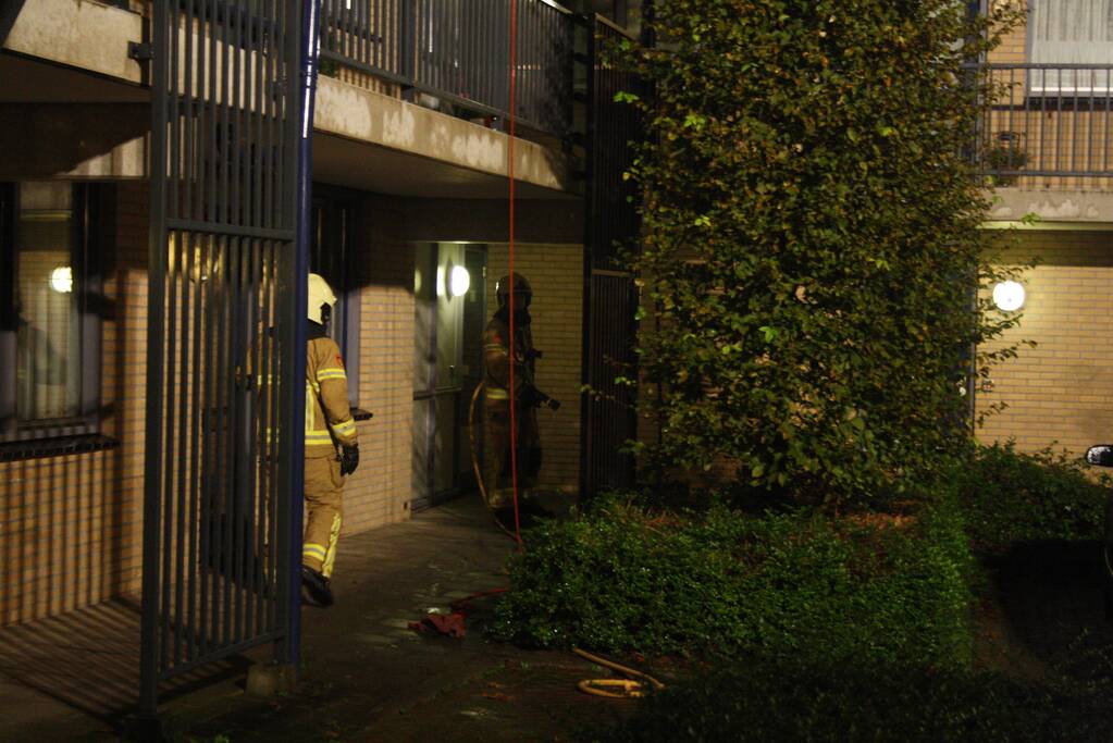 Brand door mogelijke kortsluiting in flat