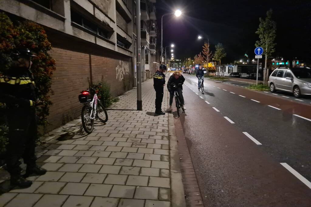 Meerdere bekeuringen na controle op fietsverlichting