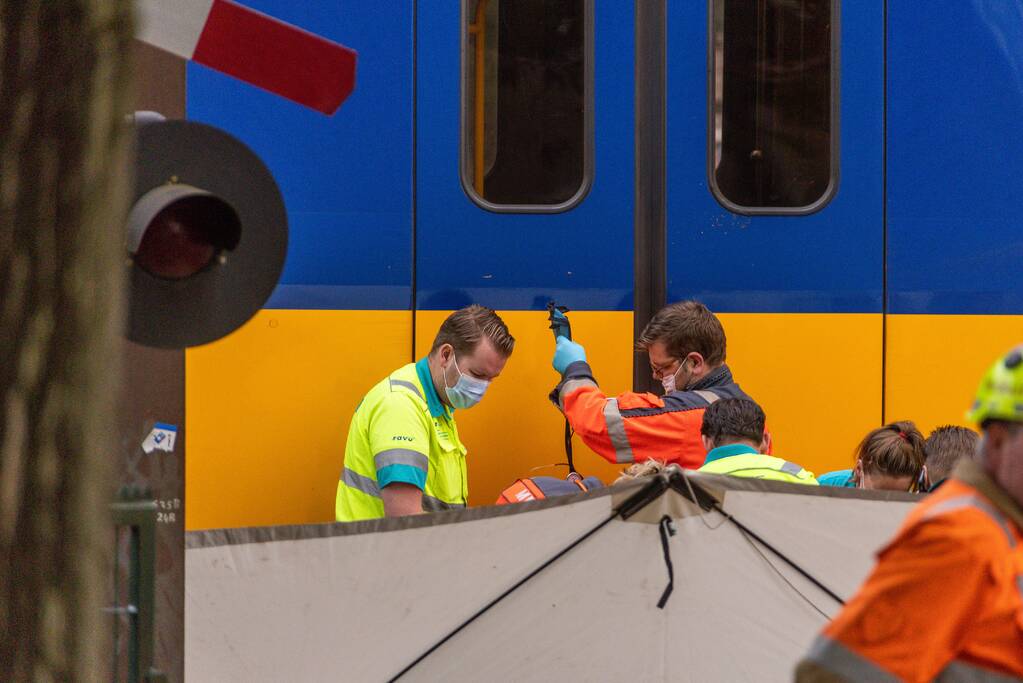 Geen treinverkeer vanwege aanrijding op spoor