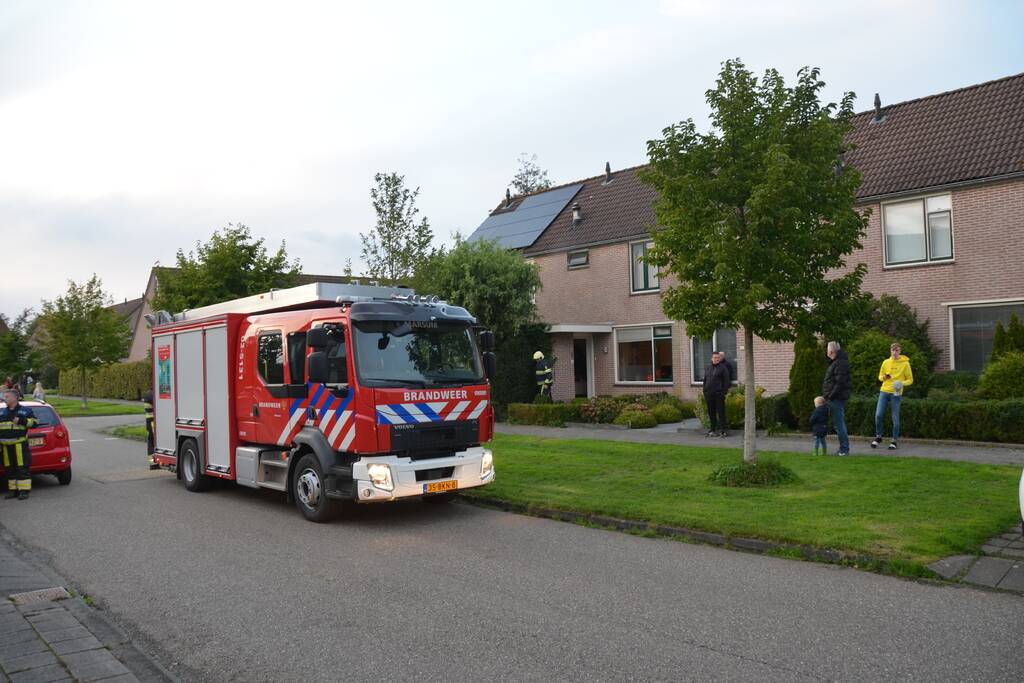Brandweer rukt uit voor brand in woning