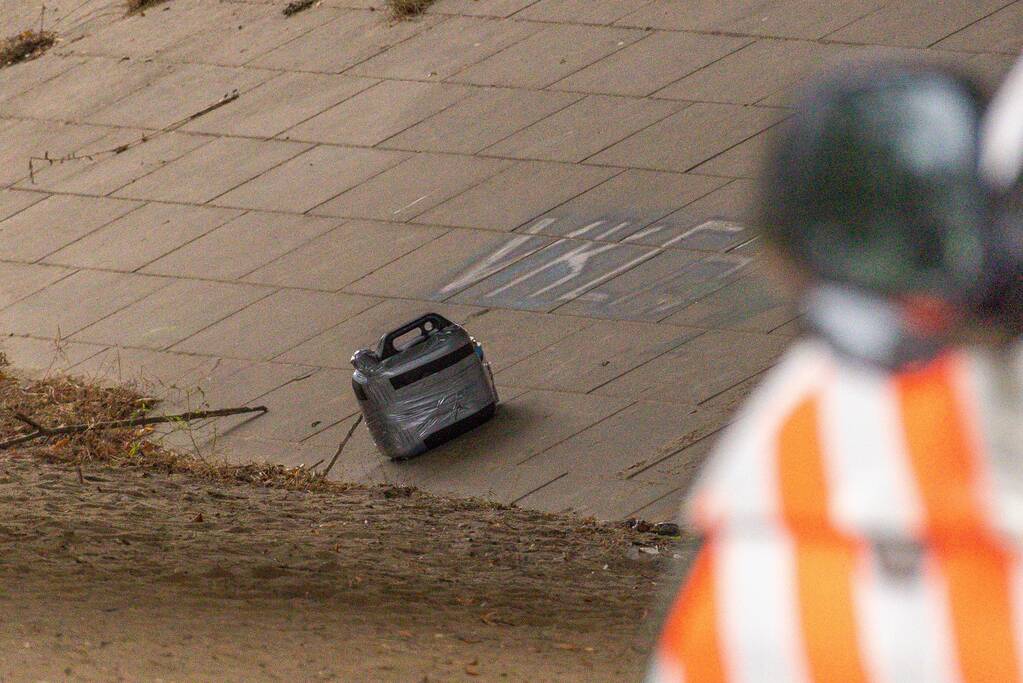 Mogelijk explosief aangetroffen onder viaduct