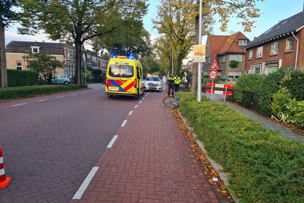 Fietser gewond door aanrijding met auto