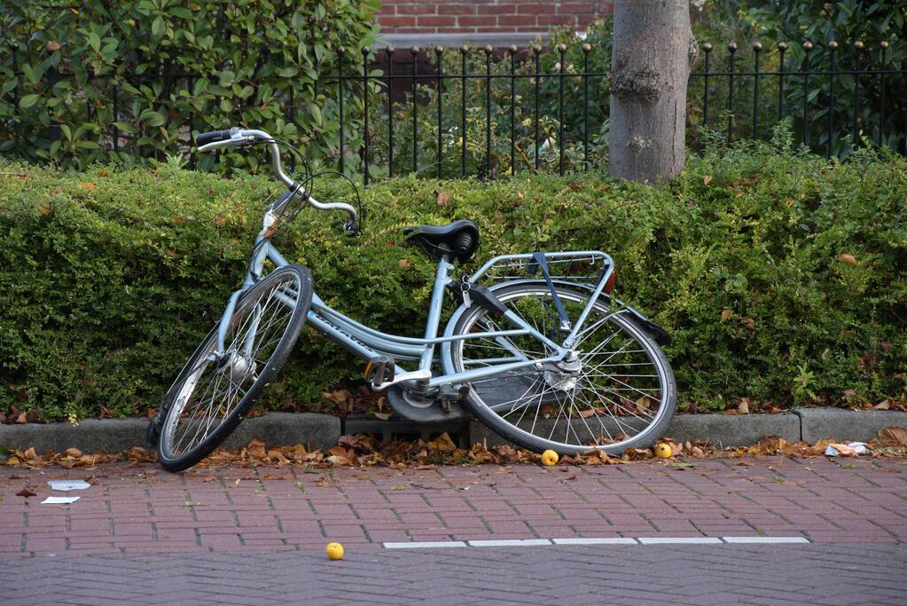 Fietser gewond door aanrijding met auto