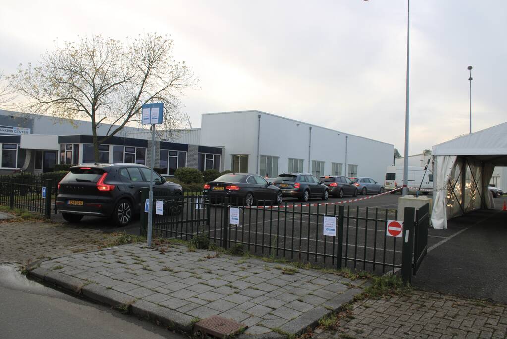Covid-19 drive-thru-teststraat U-Diagnostics geopend