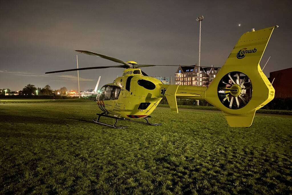 Twee boten in aanvaring met elkaar, meerdere personen gewond