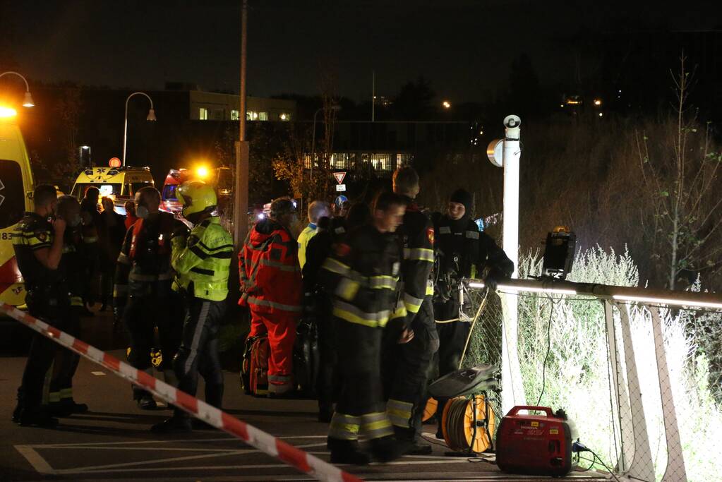 Twee boten in aanvaring met elkaar, meerdere personen gewond