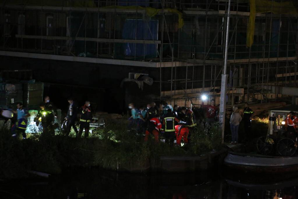 Twee boten in aanvaring met elkaar, meerdere personen gewond