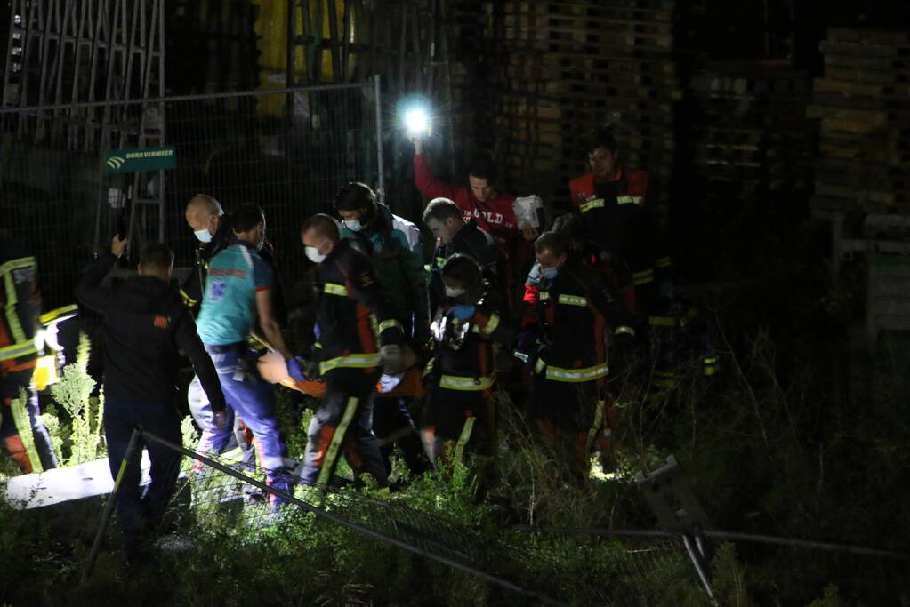 Twee boten in aanvaring met elkaar, meerdere personen gewond