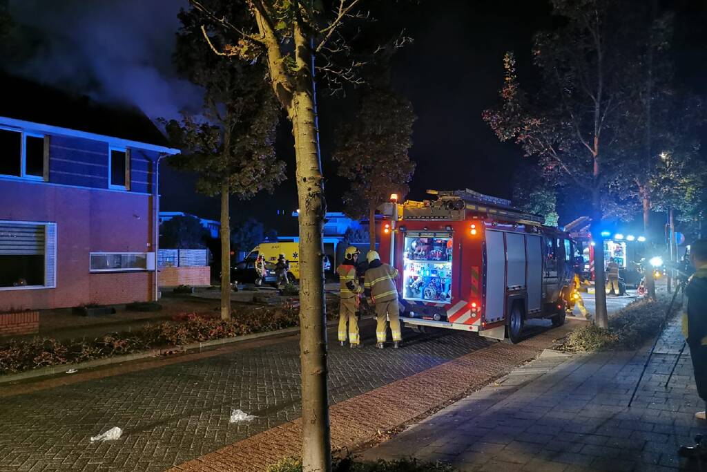 Vier gewonden bij felle woningbrand