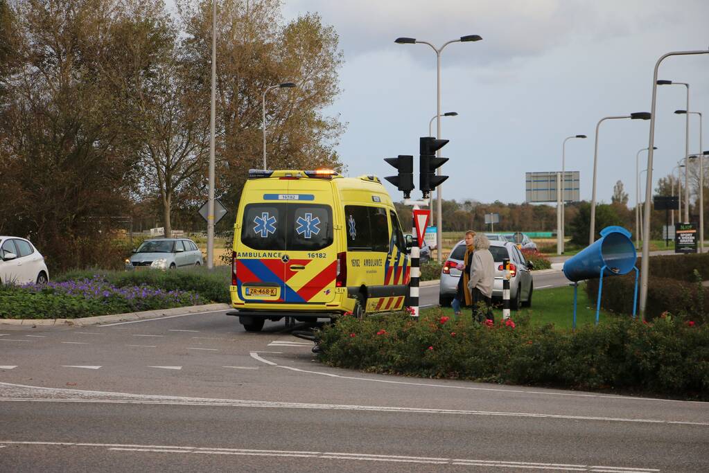 E-biker in botsing met personenauto