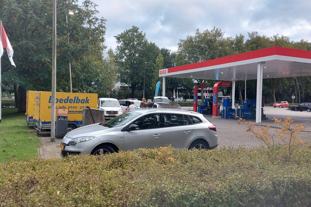 Twee voertuigen in botsing