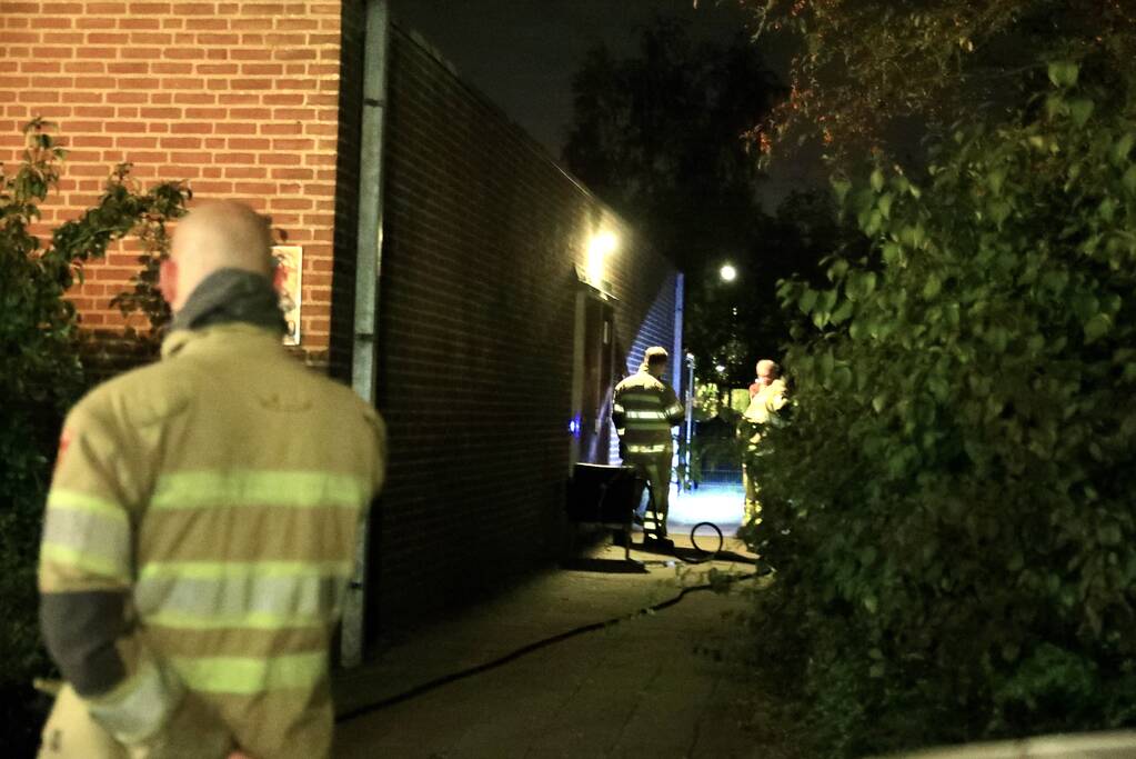 Toegangsdeur opgeblazen van sporthal