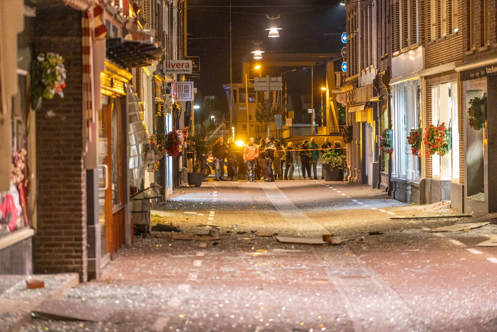 Flinke schade na plofkraak bij juwelier